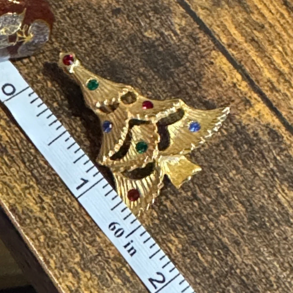 1960s JJ The Jonette Jewelry Company Christmas Tree Brooch